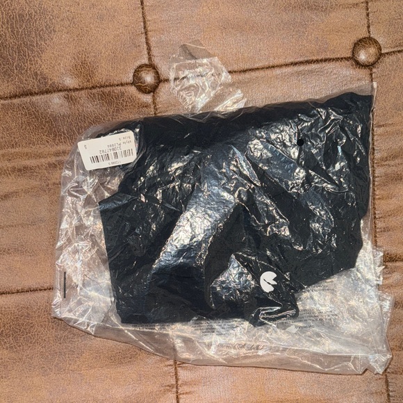 Pink Lily Black One-Shoulder Dress - Picture 5 of 5